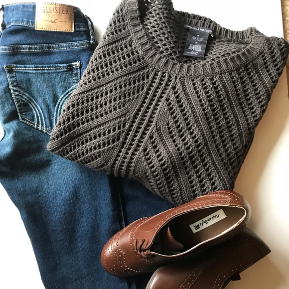 Crochet Knit Sweater 3/4 sleeve - Picture 2 of 7